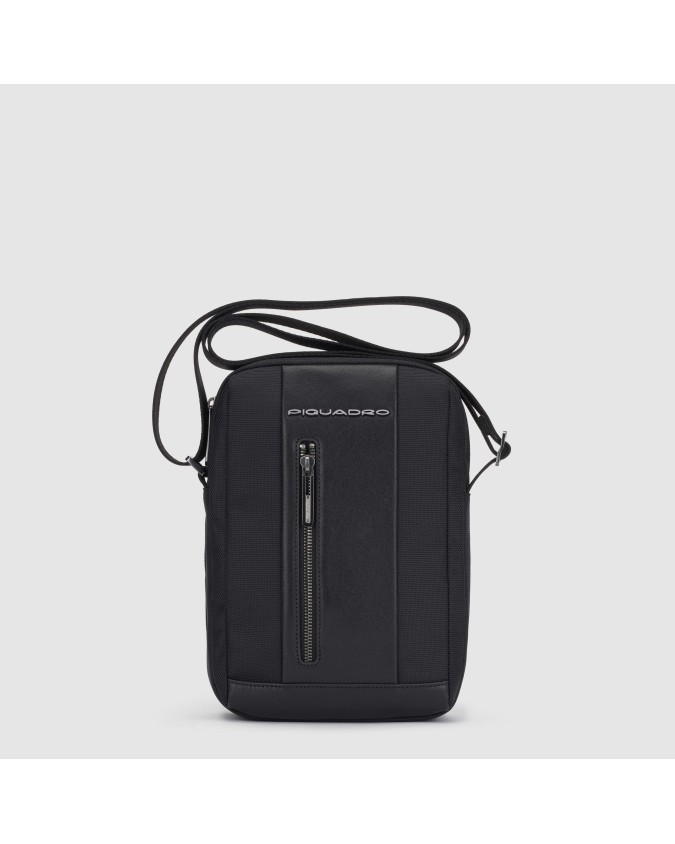 Piquadro - Borsello porta iPad®mini in tessuto riciclato con tasche per AirPods® Brief 2